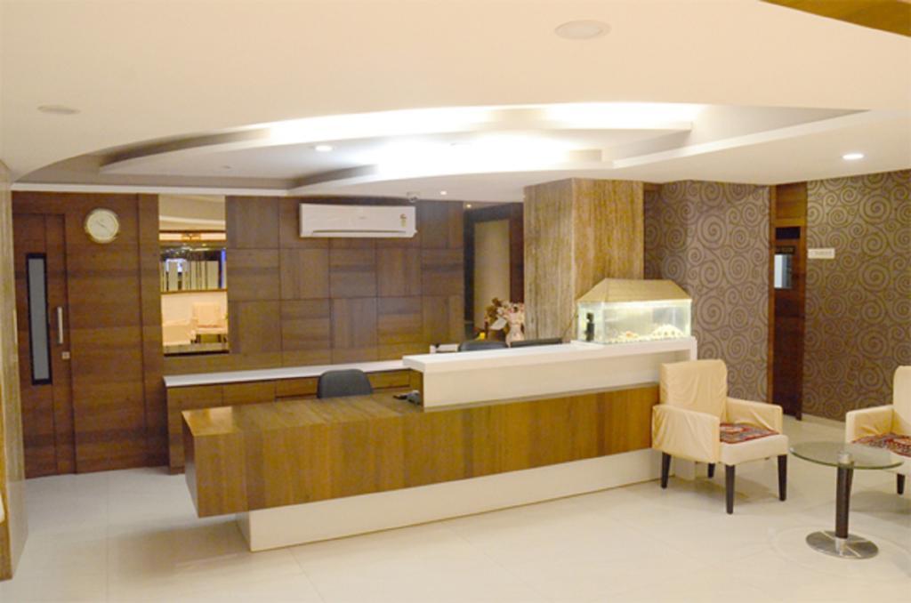 Hotel Blue Lagoon Daman Exterior foto